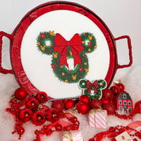 Red Mouse Christmas Wreath Cross-Stitch Pattern